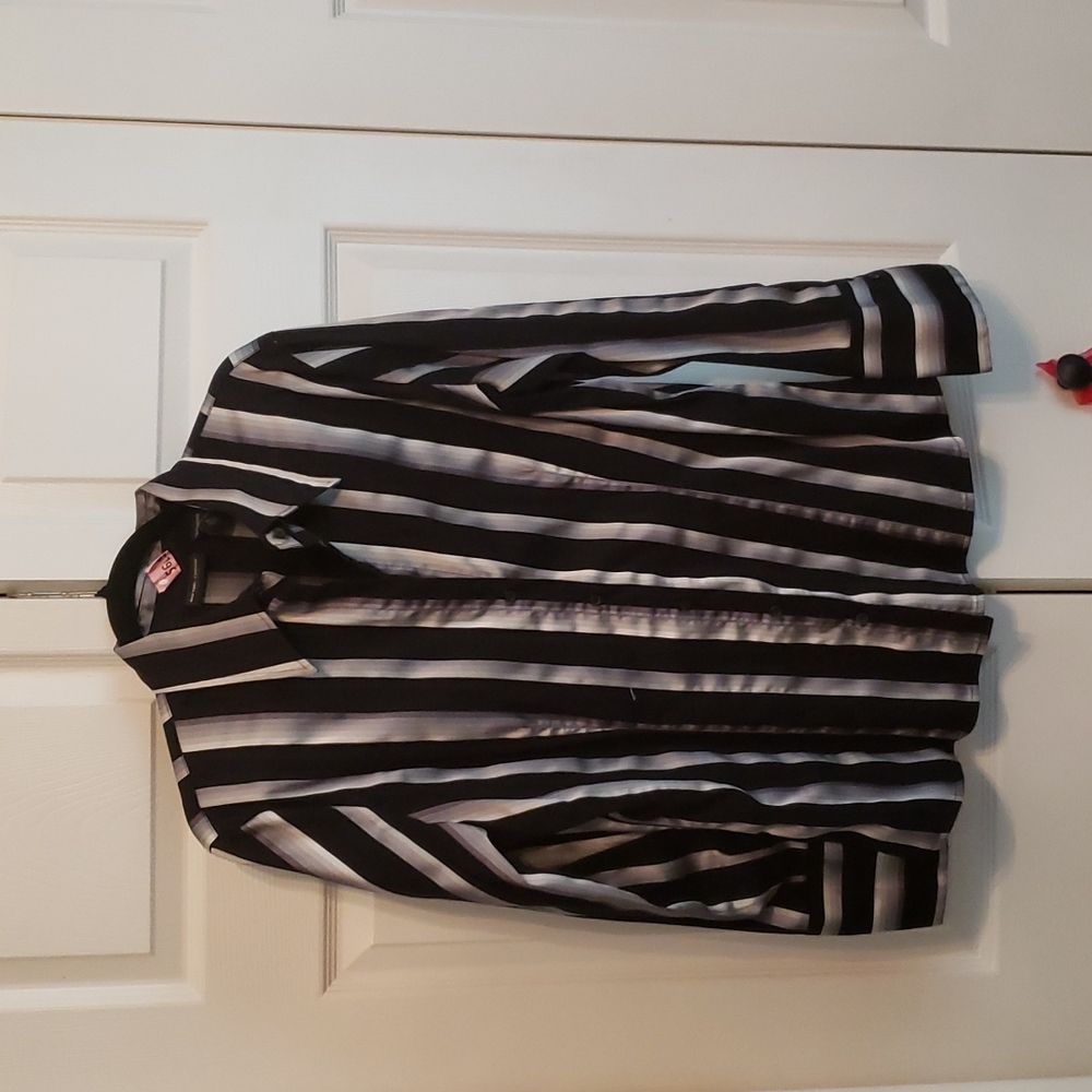 Women's dress shirt from New York and Company.
